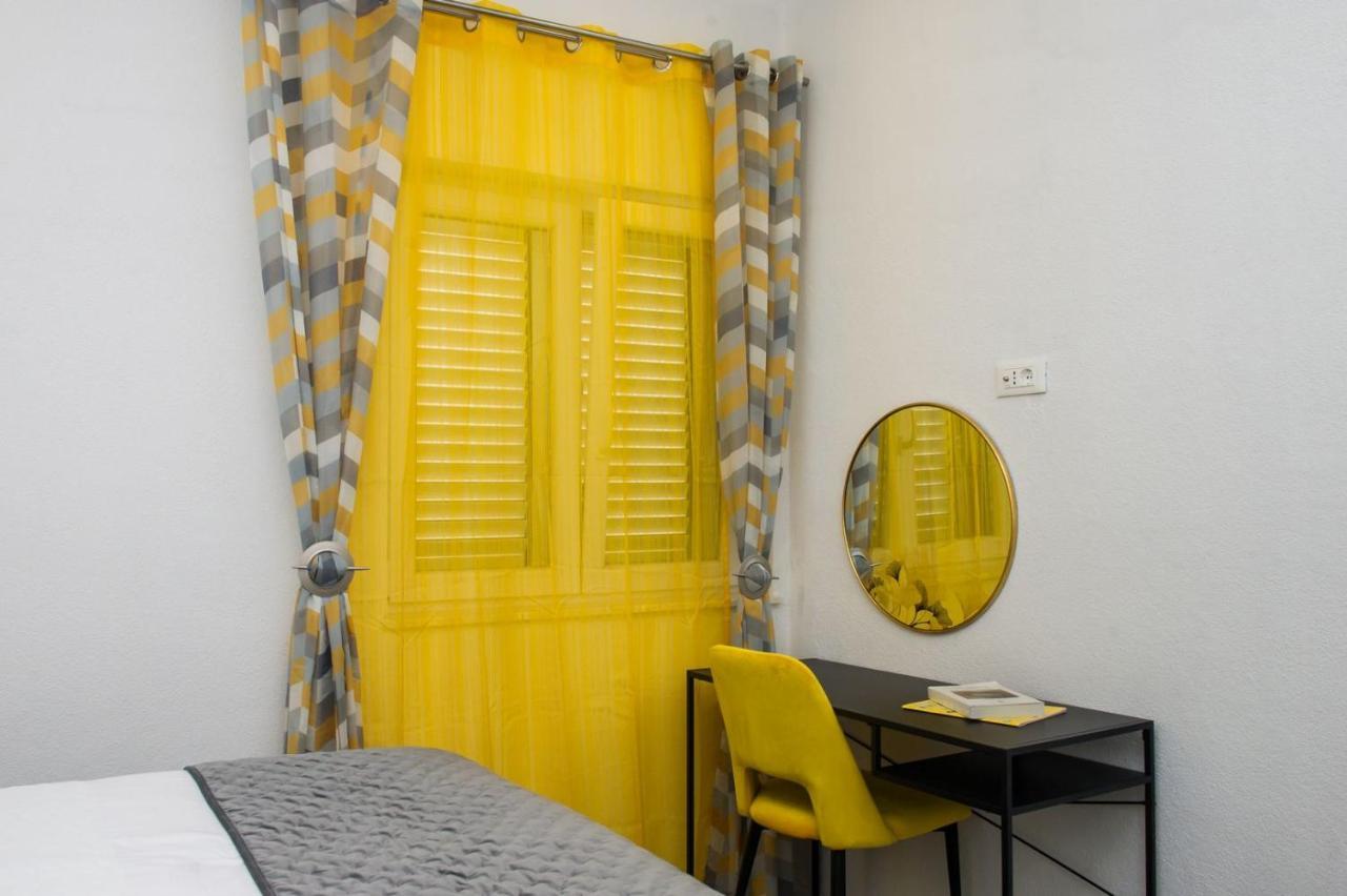 Apartment Lux Elba Kaštela Exterior foto
